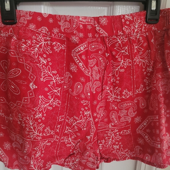 VENUS Medium Hankerchief Skort - Picture 2 of 6